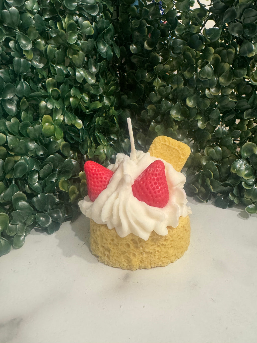 Strawberry shortcake scented soy candle