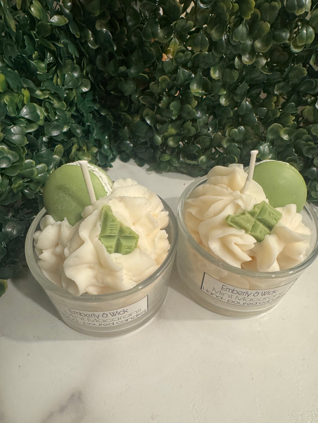 Mint Macarons scented soy candle