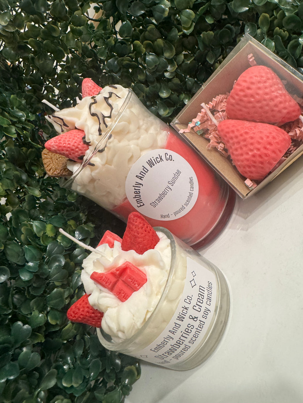 3 Candles Strawberry Bundle