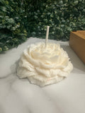 White peony scented soy candle