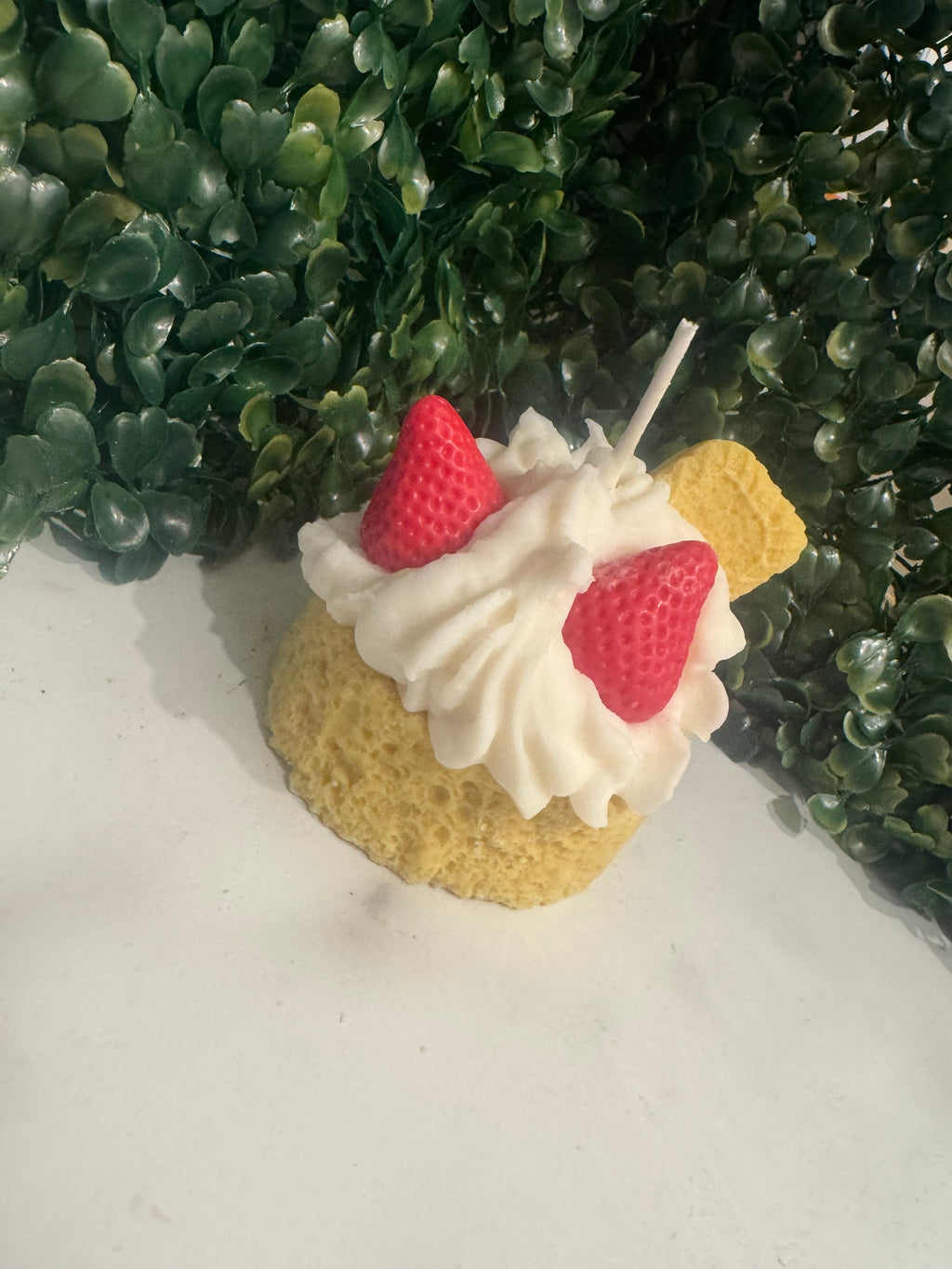 Strawberry shortcake scented soy candle