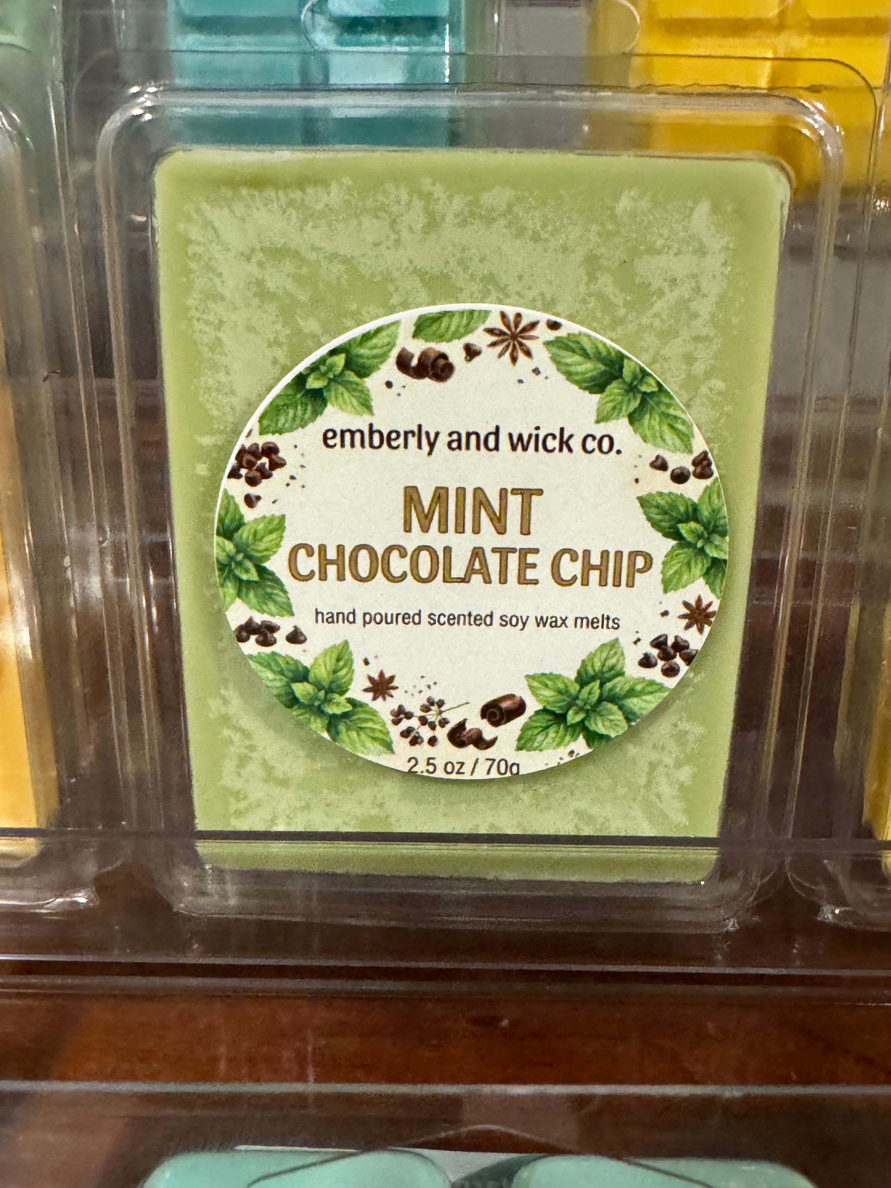Mint chocolate chip wax melts 2.5 oz